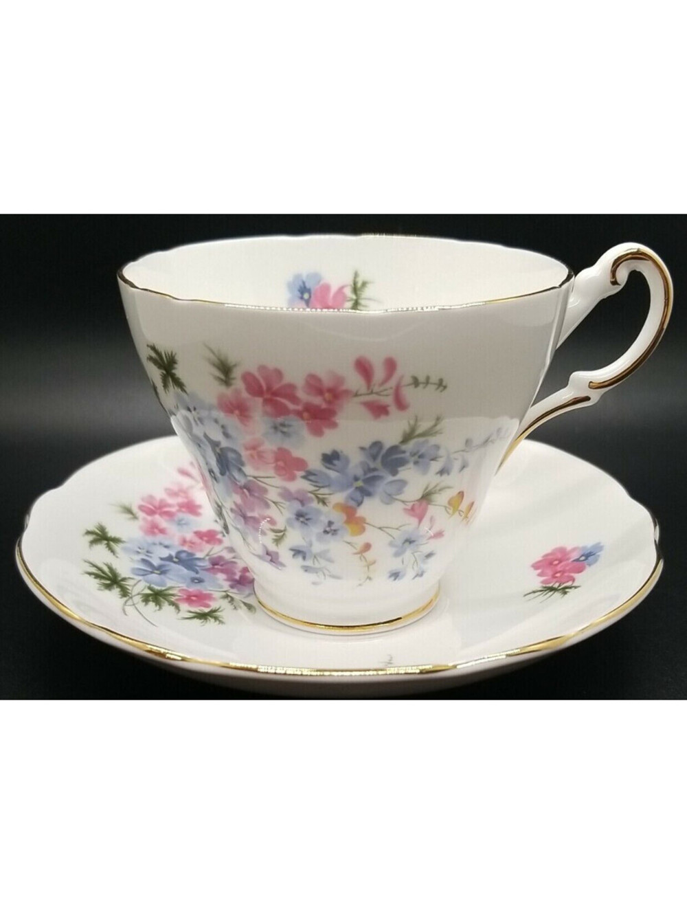 Vintage Regency English Tea Cup & Saucer Flowers
